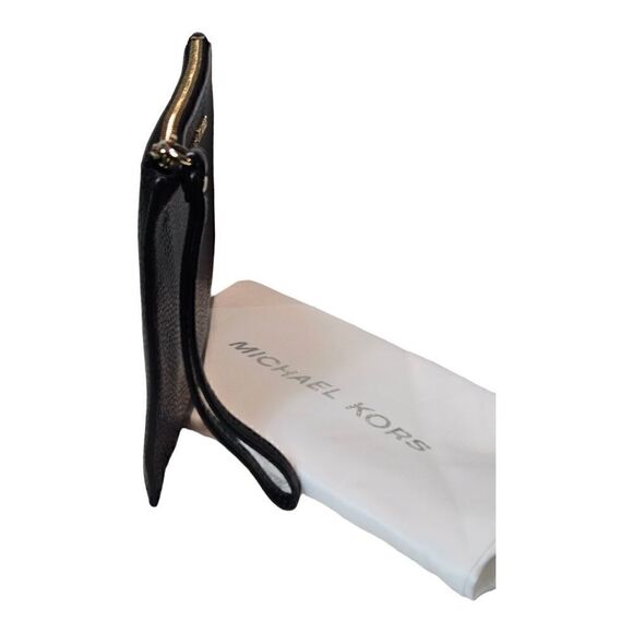 Michael Kors Womens Black Leather Zip Top Closure Clutch NWOT - Picture 4 of 9